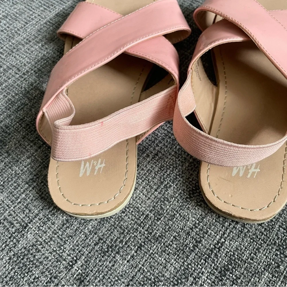 H&M girls Pink Cross Strap Sandals size 13 spring casual summer elastic back